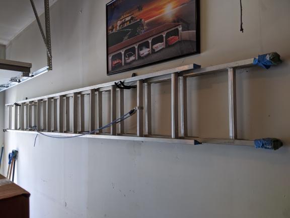 24 Extension ladder for sale in Middletown NY