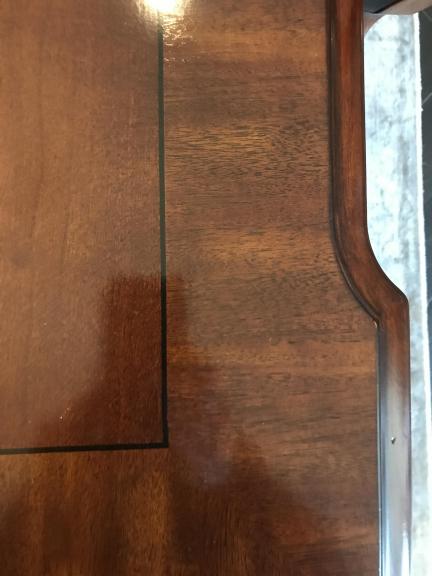 Dining Room Table and 6 chairs