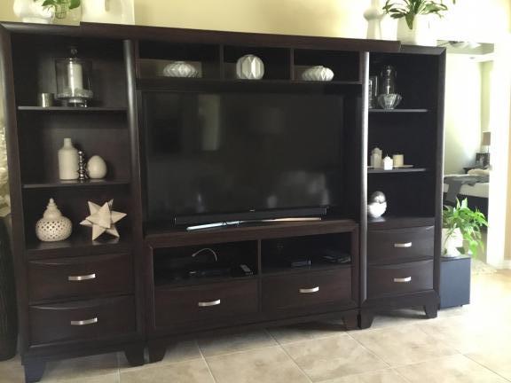 Wall Unit