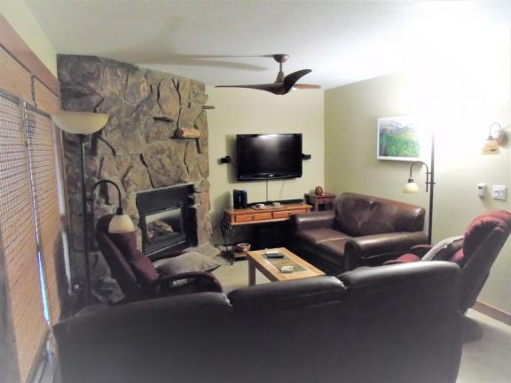 Garage sale in Fraser, Colorado of Garage Sale Showcase Member bjdignam.