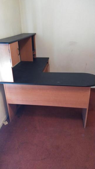 Computer/office desk