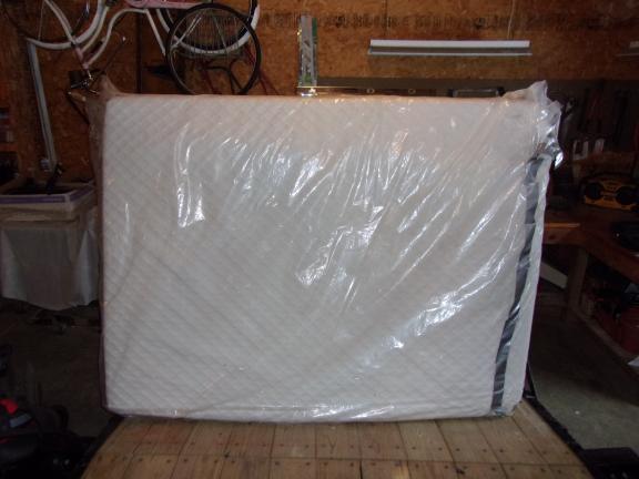 Memory Foam Mattress - Queen Size