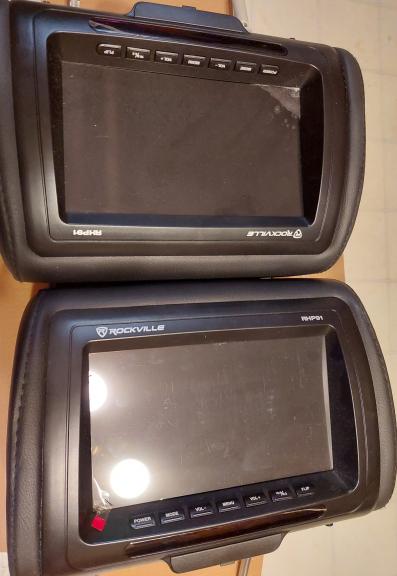 Head Rest Monitor For Vehicle